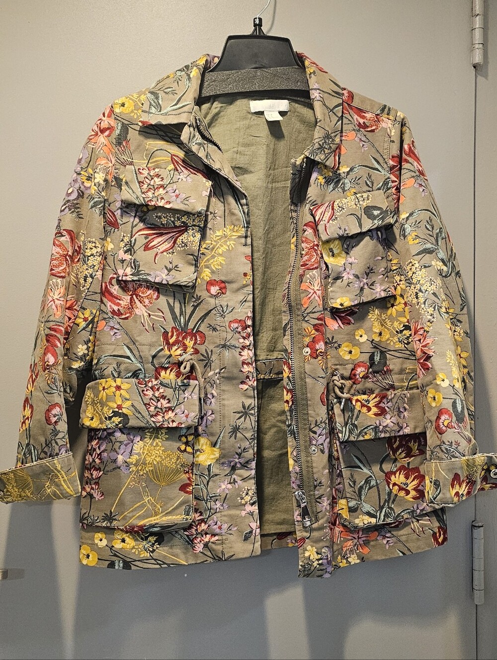 Floral Utility Jacket - Olive with Multicolor Blooms